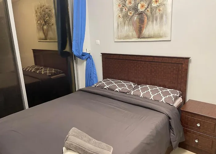 2 Bedroom Incredible Ocean Vew Apartment