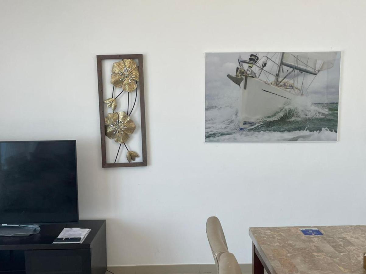 2 Bedroom Incredible Ocean Vew Apartment Ra’s al-Chaima