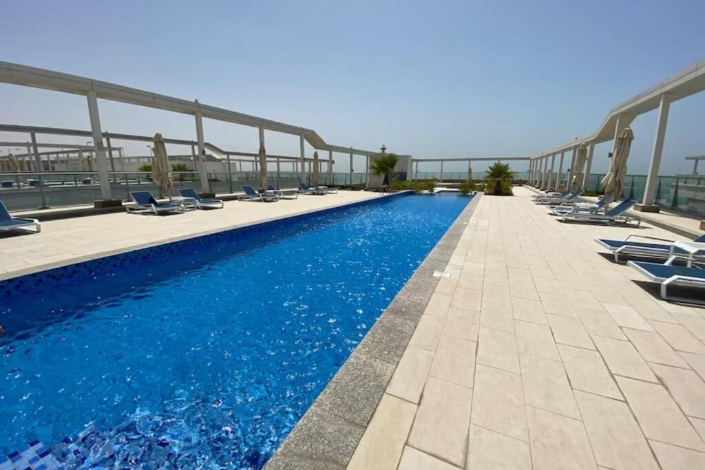 2 Bedroom Incredible Ocean Vew Apartment