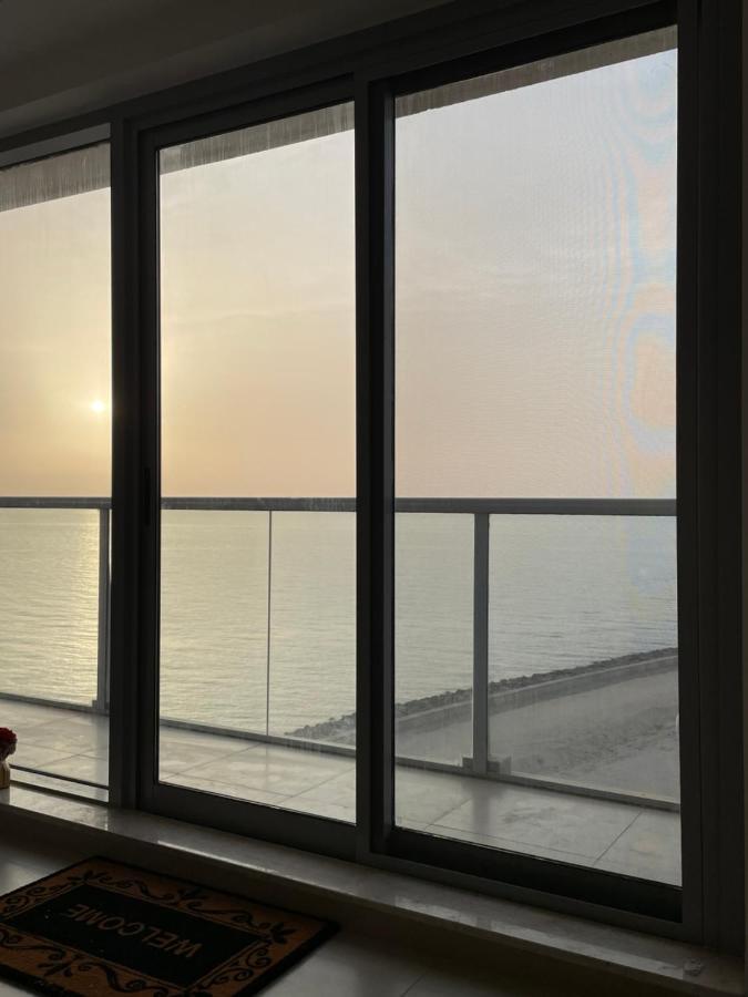 2 Bedroom Incredible Ocean Vew Apartment *