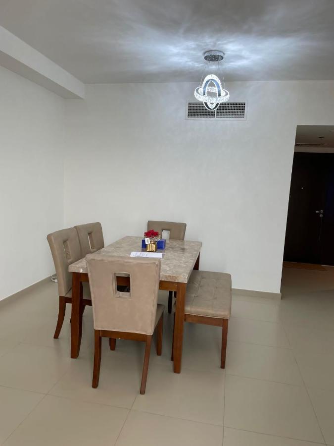 Apartment 2 Bedroom Incredible Ocean Vew *