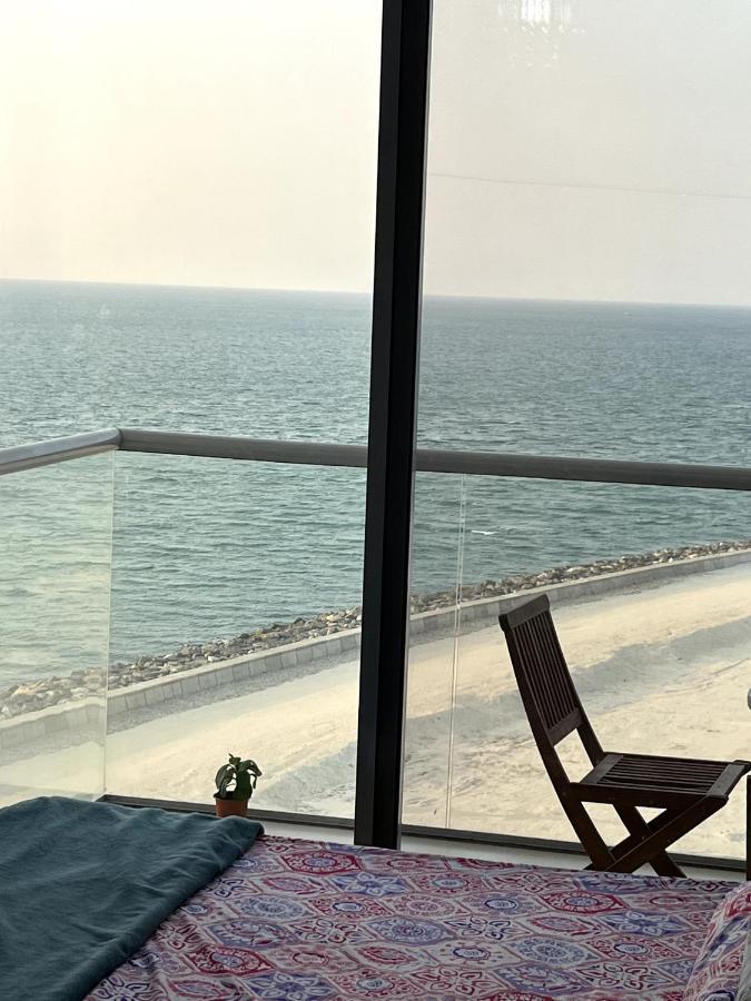 2 Bedroom Incredible Ocean Vew Apartment *