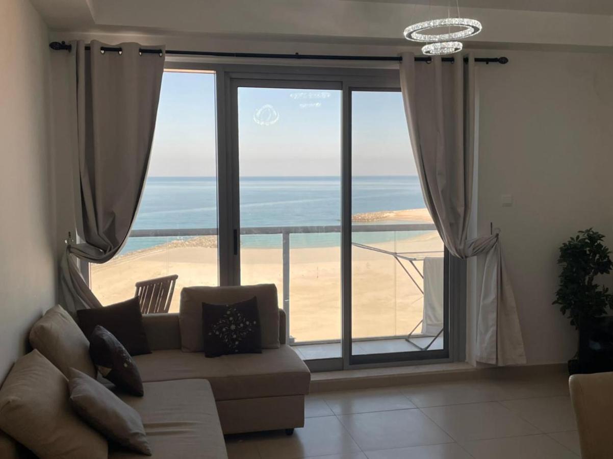 2 Bedroom Incredible Ocean Vew Apartment *
